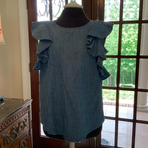 Chambray flutter sleeve top - Picture 2 of 4